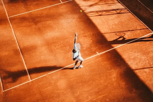L'essor du padel tennis : Un mélange dynamique